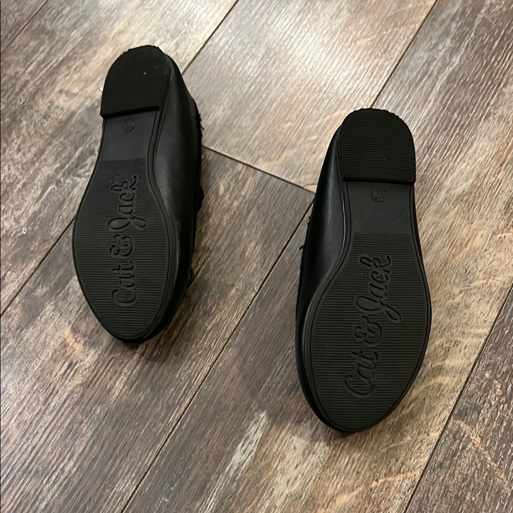 Cat & Jack Black Kids Shoes - Picture 10 of 11